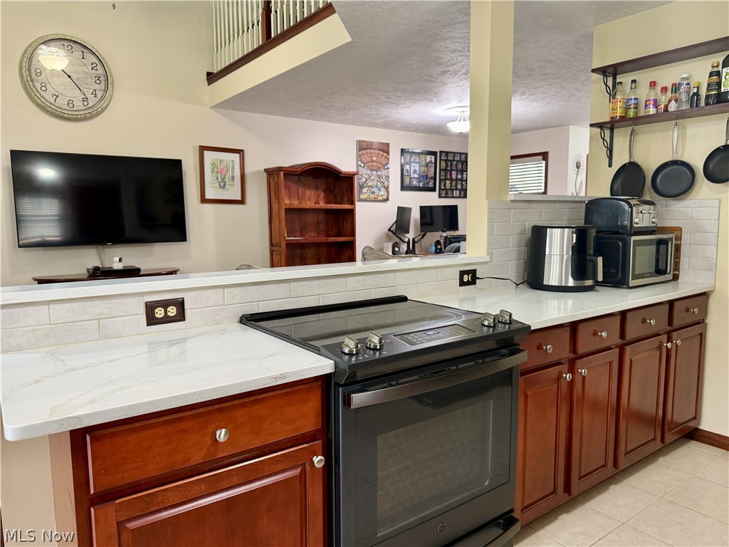 Royal Oaks Club Condo Ph 03 - Residential