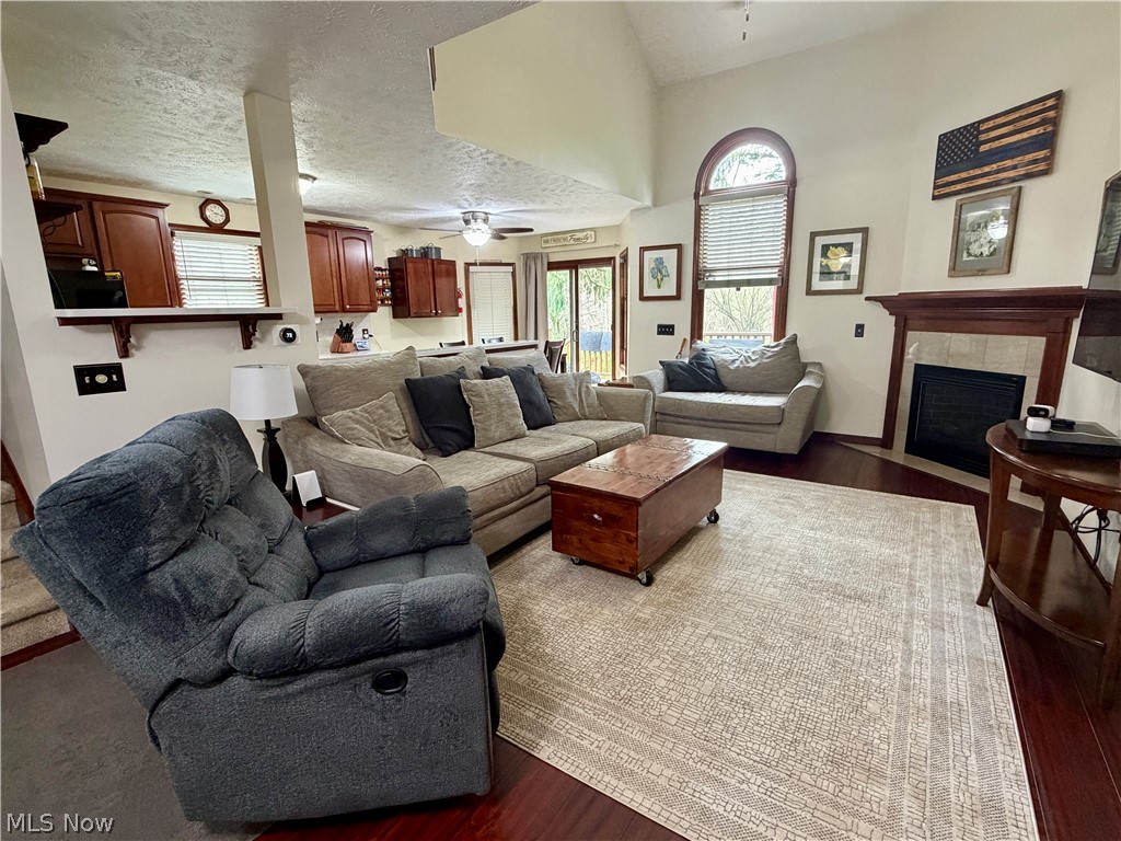 Royal Oaks Club Condo Ph 03 - Residential