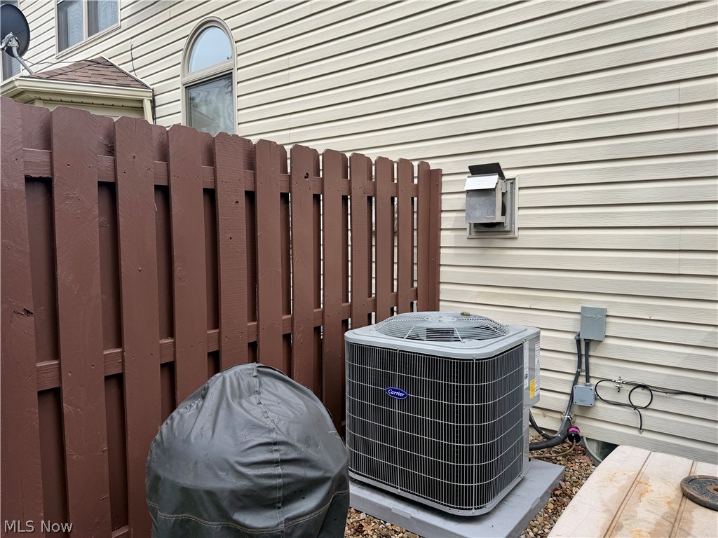 Royal Oaks Club Condo Ph 03 - Residential