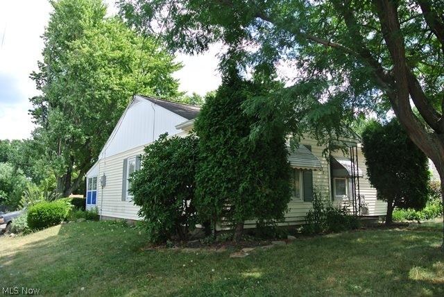 Akers Dellenberger - Residential