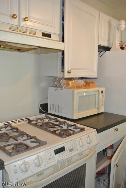 Akers Dellenberger - Residential