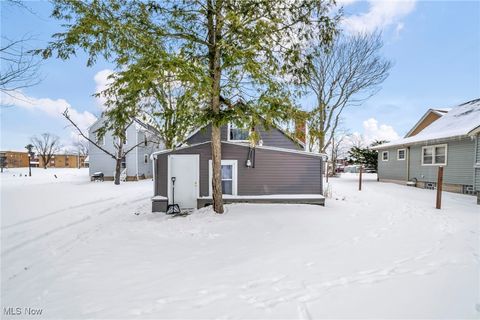 Tiny photo for 17645 Lakeport Avenue, Cleveland, OH 44119 (MLS # 5184495)