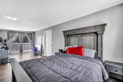 Tiny photo for 17645 Lakeport Avenue, Cleveland, OH 44119 (MLS # 5184495)