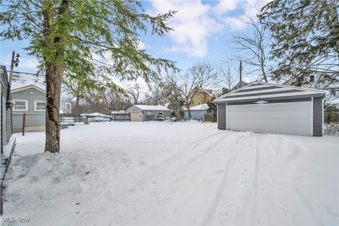 Tiny photo for 17645 Lakeport Avenue, Cleveland, OH 44119 (MLS # 5184495)