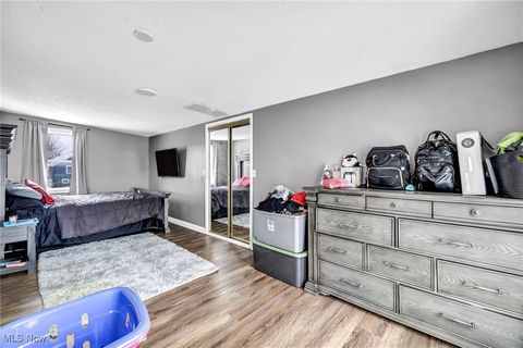 Tiny photo for 17645 Lakeport Avenue, Cleveland, OH 44119 (MLS # 5184495)