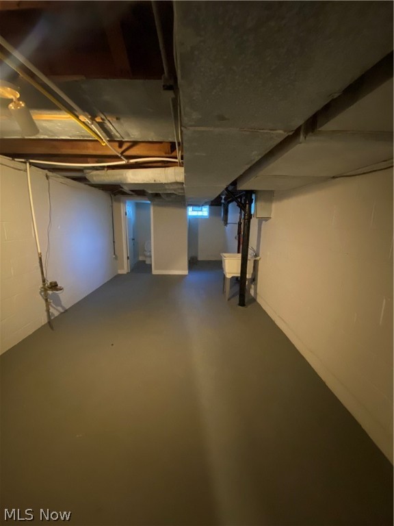 Harry Woronkoff & Sons Natl H - Residential Lease