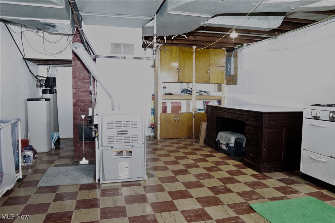2217 Brookview Boulevard, Parma, Ohio image 34