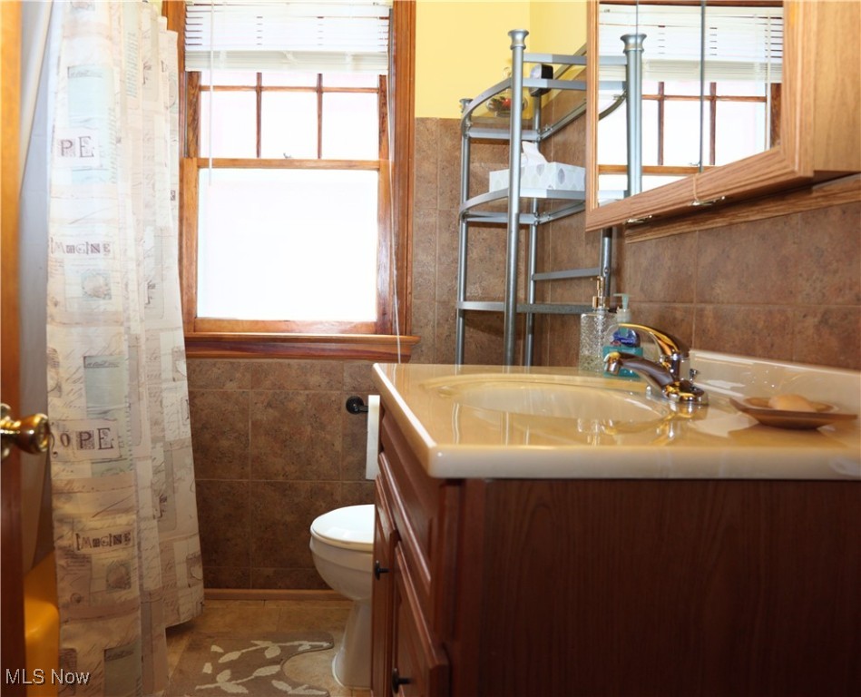 2217 Brookview Boulevard, Parma, Ohio image 15