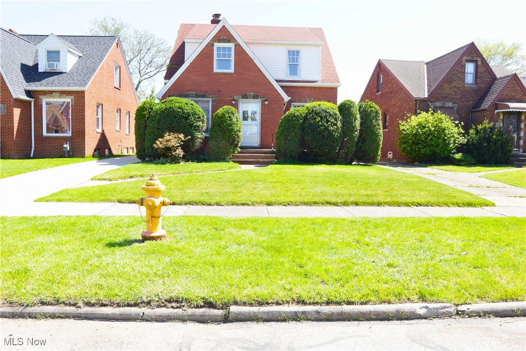 2217 Brookview Boulevard, Parma, Ohio image 2