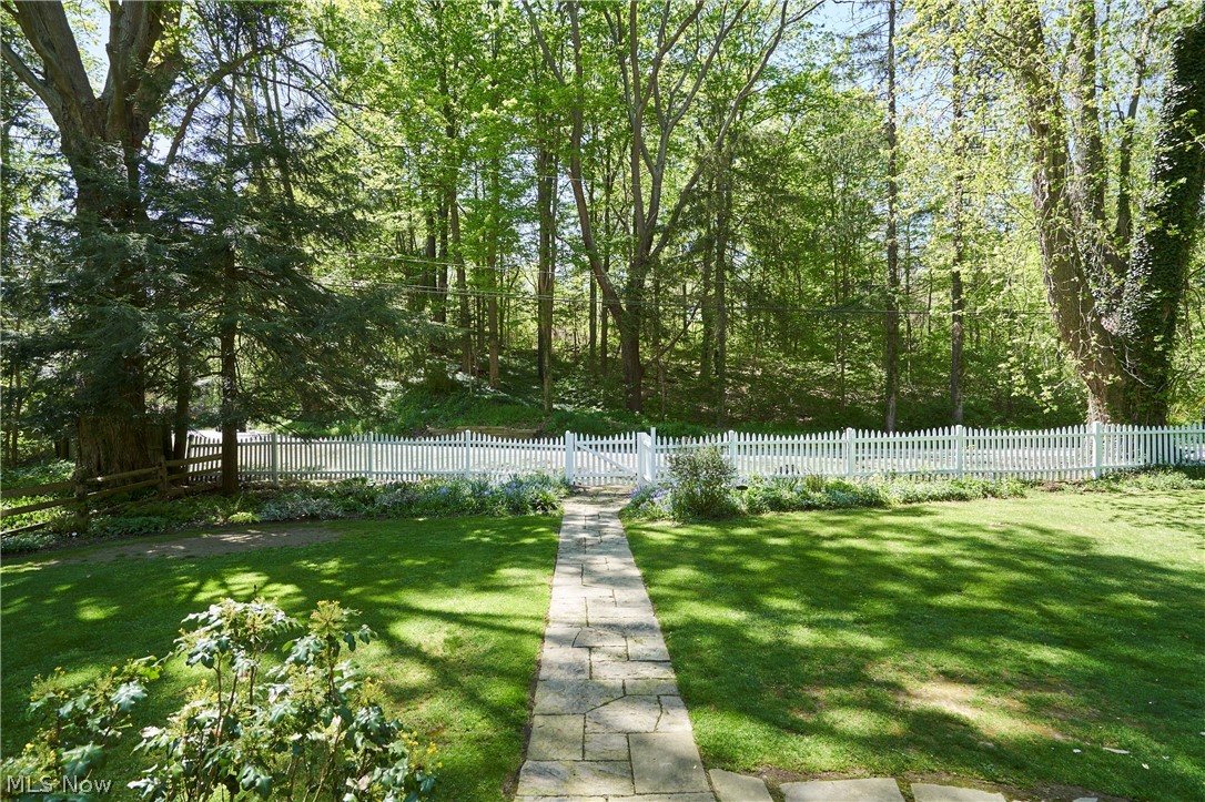 Chagrin Riverview - Residential