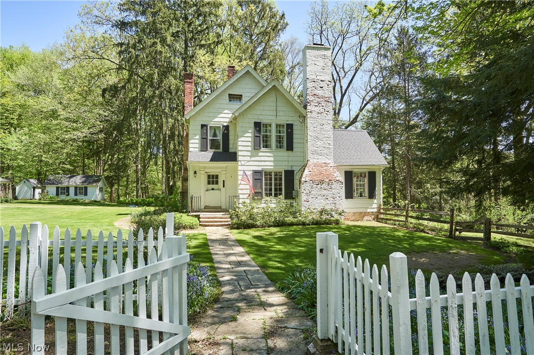 Chagrin Riverview - Residential