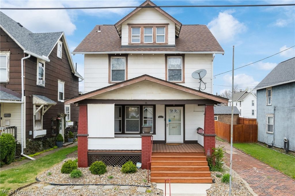 Photo of 2227 7th Street SW, Canton, OH 44706 (MLS # 5200878)