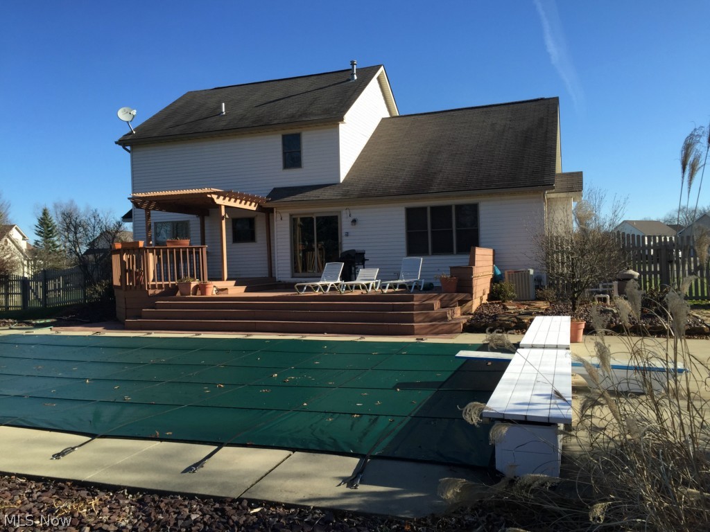 Burgess Lake - Residential