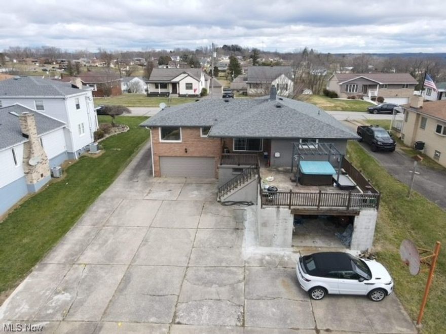 If you are looking for a renovated move in ready home in well sought out neighborhood check out this 3 bedrooms, 3 baths, huge kitchen, large living room, dining room, rec room with a bar, jacuzzi and above ground swimming pool.  2 attached and 1 detached garage with lots of storage, don't let this house get away.  Call today for your showing.  This home is agent owned.
Contingent on finding suitable housing.