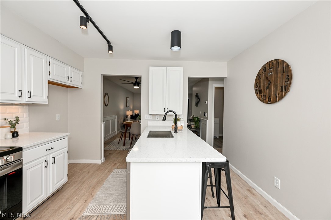 Woodhawk Club Condo Bldg - Residential