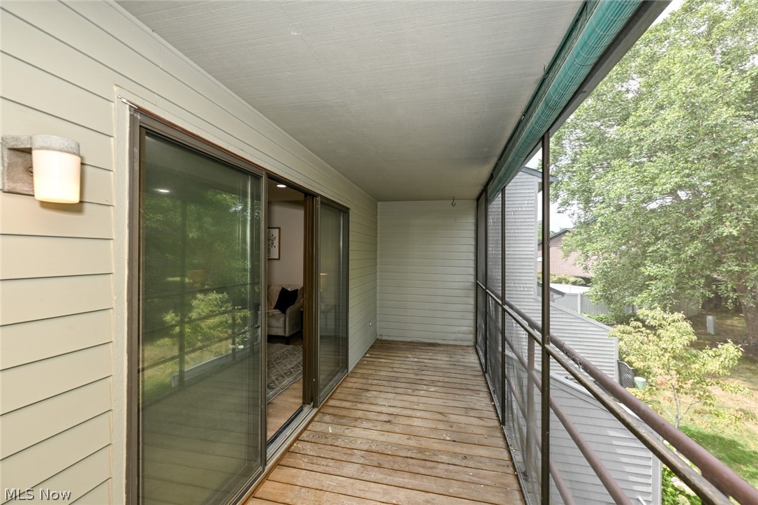 Woodhawk Club Condo Bldg - Residential