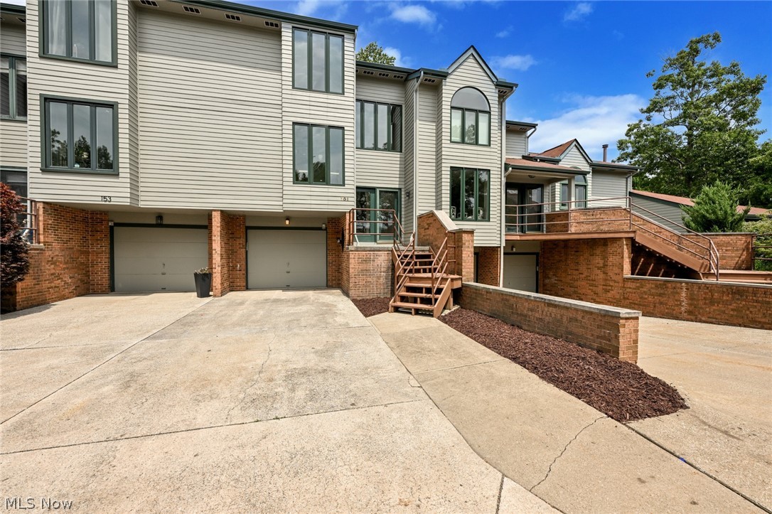 Woodhawk Club Condo Bldg - Residential