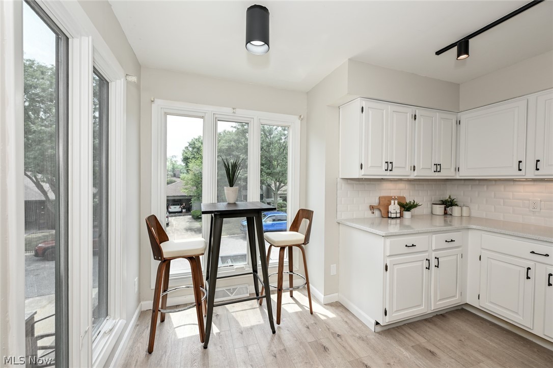 Woodhawk Club Condo Bldg - Residential