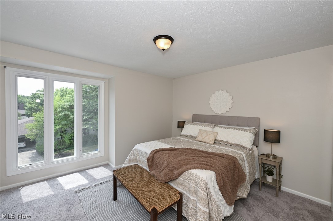 Woodhawk Club Condo Bldg - Residential