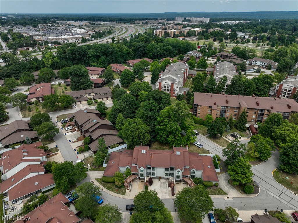 Woodhawk Club Condo Bldg - Residential