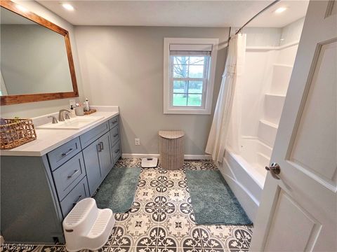 Tiny photo for 5869 Oberlin Road, Amherst, OH 44001 (MLS # 5202885)