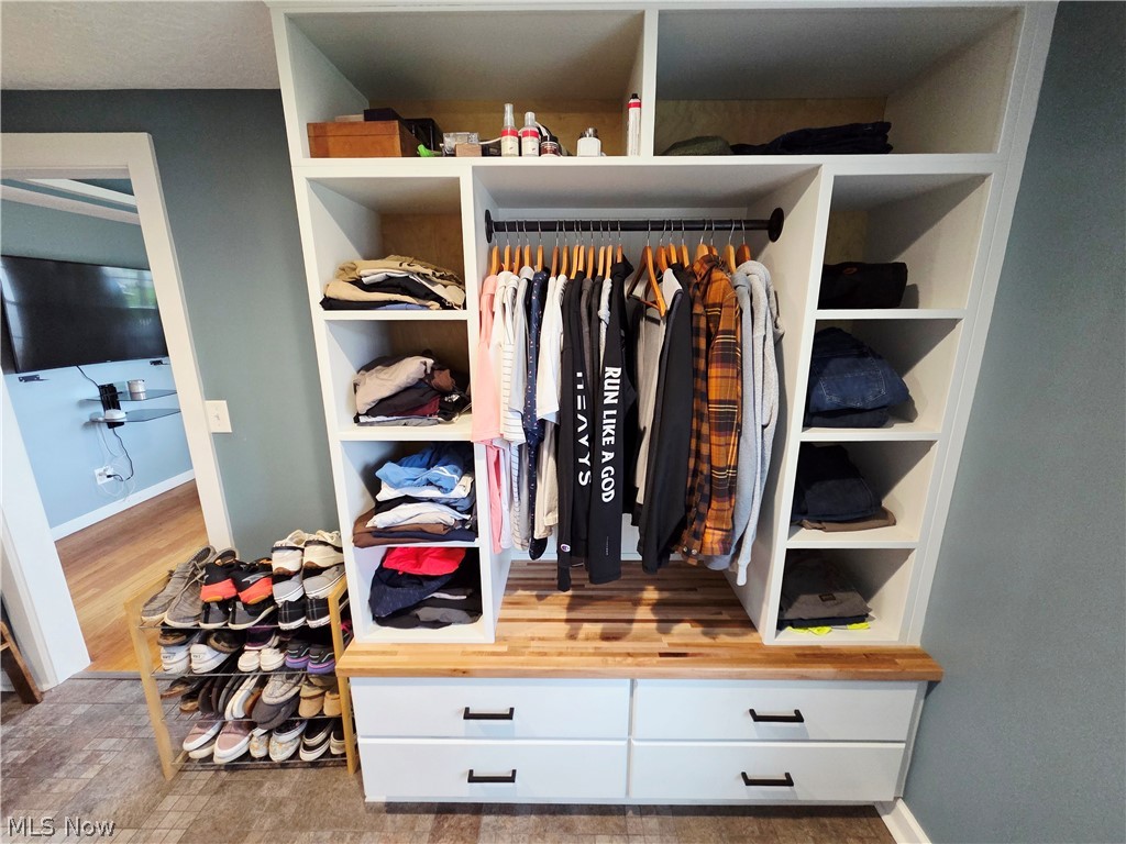 Lorain - Residential