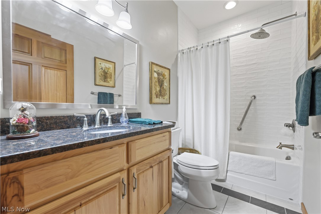 Lake Royale - Residential