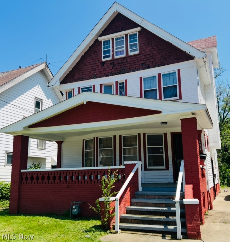 537 E 118th Street