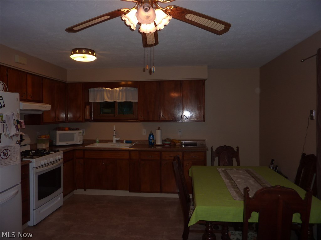 Arrowhead Beach - Residential