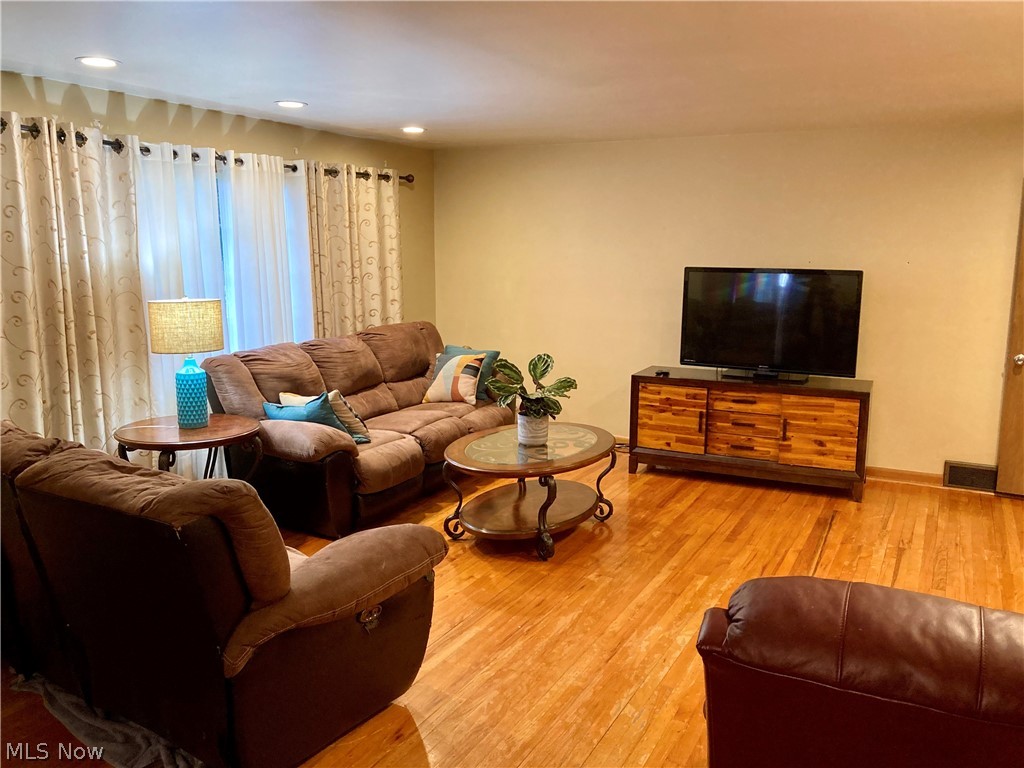 City/Youngstown - Residential