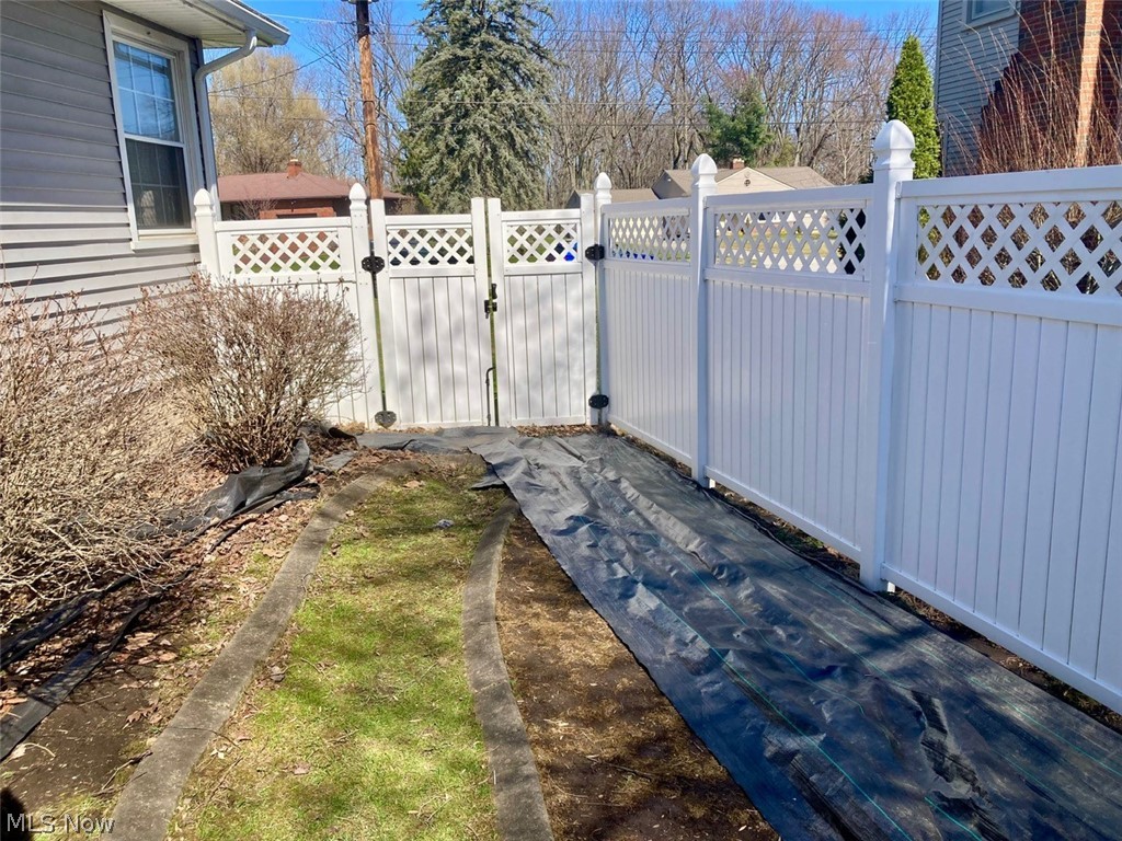 City/Youngstown - Residential