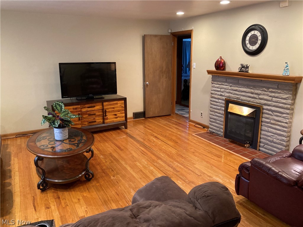 City/Youngstown - Residential