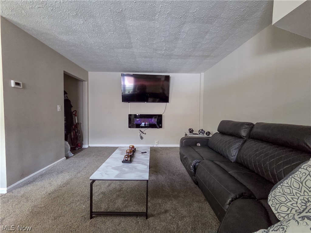 Royal Court Condos - Residential