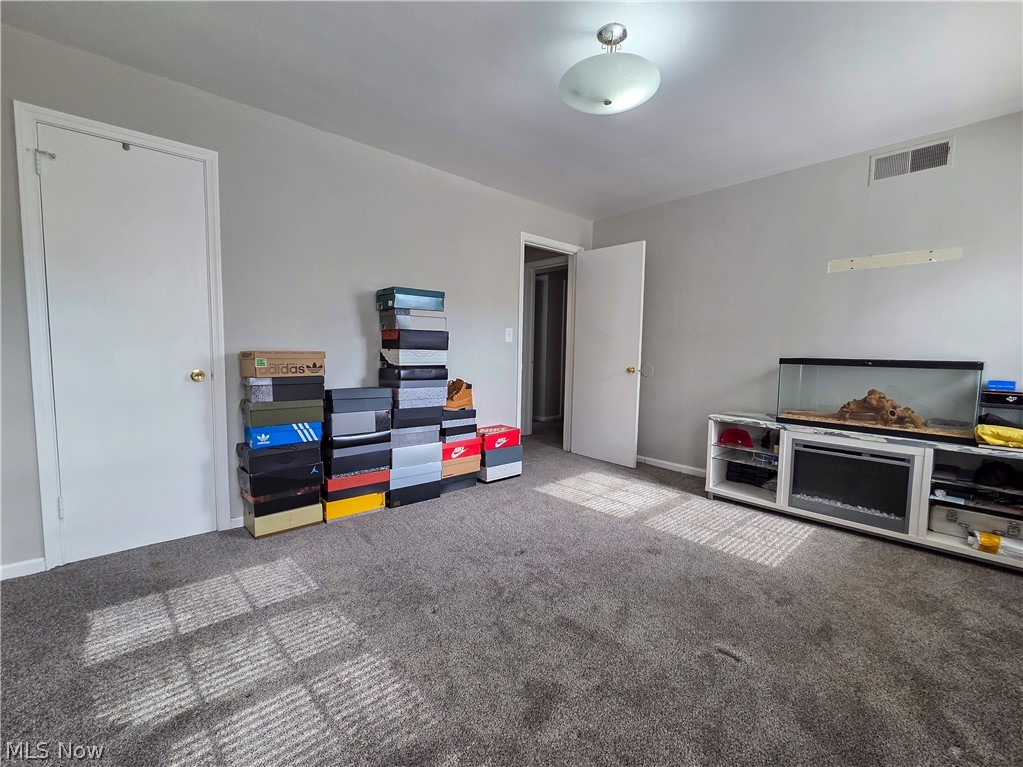 Royal Court Condos - Residential