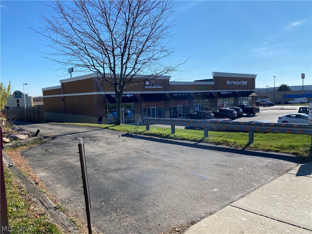 Springfield 01 - Commercial Sale