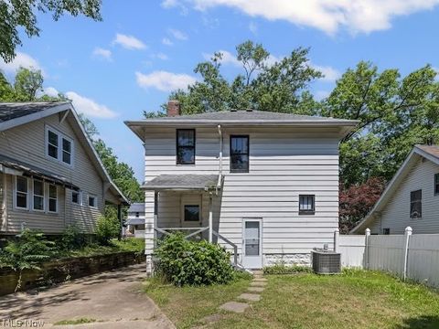 Tiny photo for 577 Eastland Avenue, Akron, OH 44305 (MLS # 5221086)