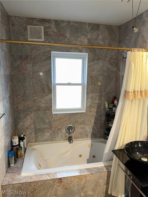 Tiny photo for 2076 Wascana Avenue, Lakewood, OH 44107 (MLS # 5253931)