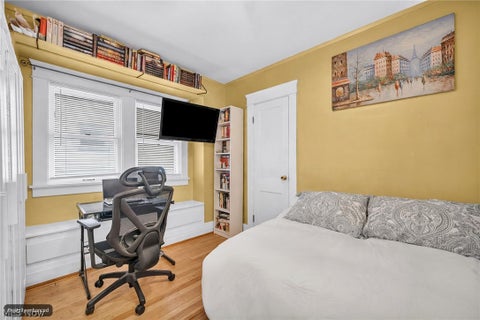 Tiny photo for 2076 Wascana Avenue, Lakewood, OH 44107 (MLS # 5253931)
