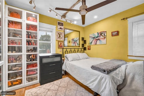 Tiny photo for 2076 Wascana Avenue, Lakewood, OH 44107 (MLS # 5253931)