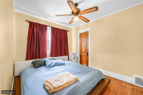 Tiny photo for 2076 Wascana Avenue, Lakewood, OH 44107 (MLS # 5253931)