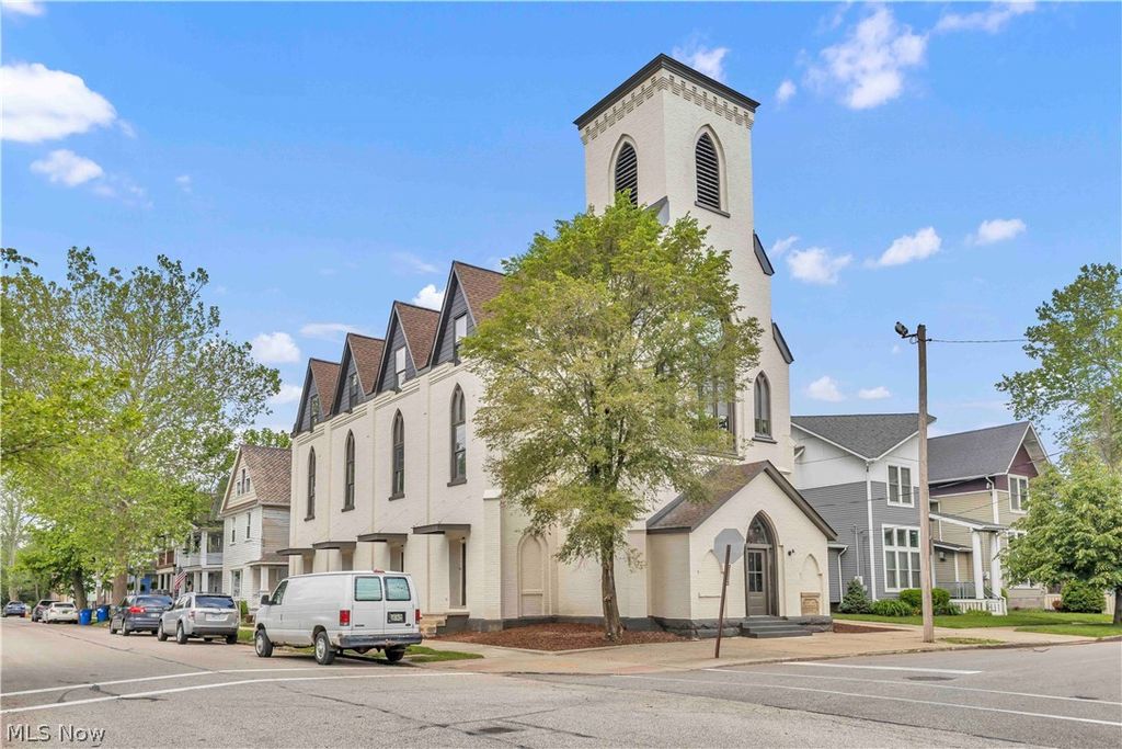 Photo of 2130 W 42nd Street #2, Cleveland, OH 44113 (MLS # 5194899)