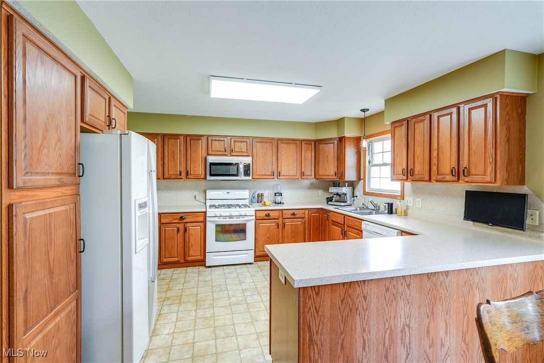 3690 Dornoch Drive, Wooster, Ohio image 18