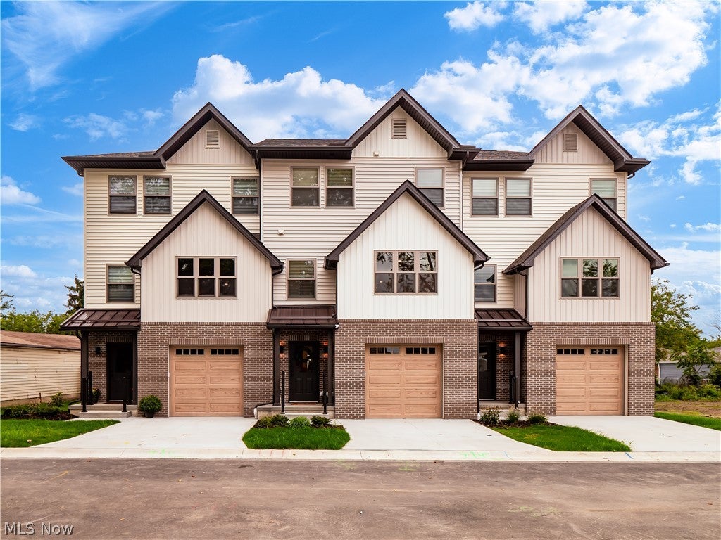 3274 Warren Road 1