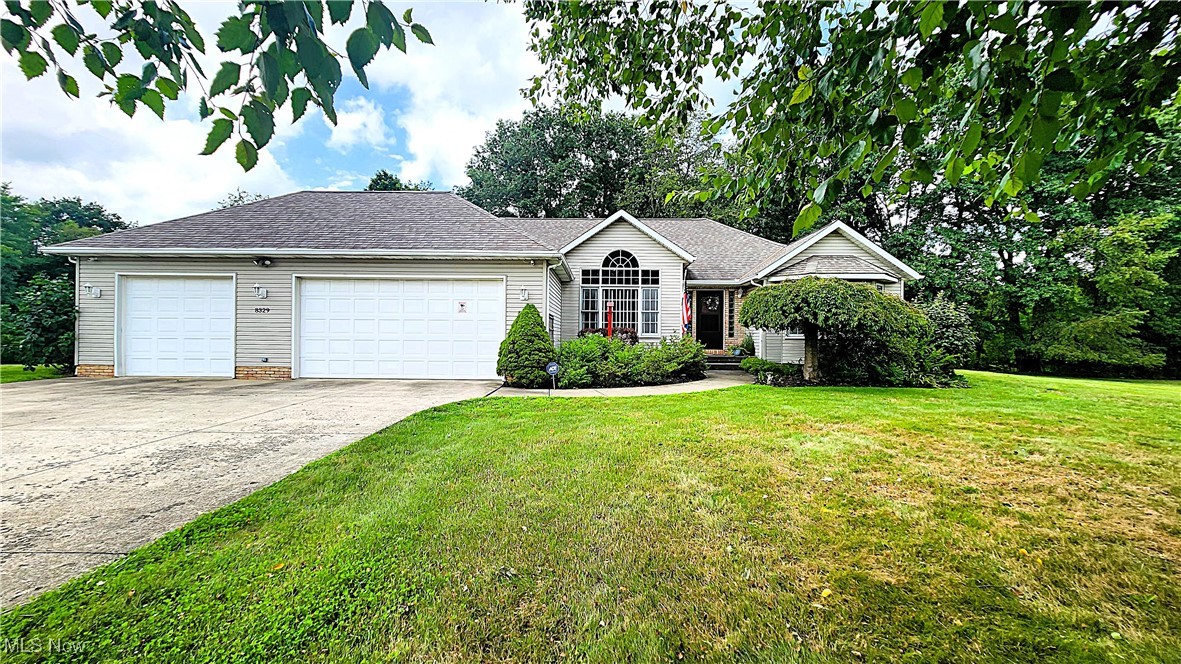 8329 Seasons Road, Streetsboro, Ohio image 1