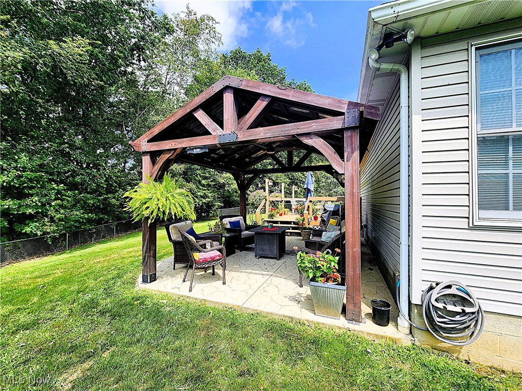 8329 Seasons Road, Streetsboro, Ohio image 28