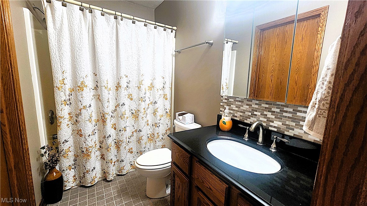 8329 Seasons Road, Streetsboro, Ohio image 24
