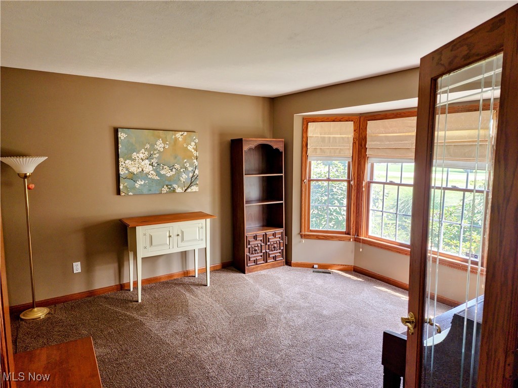 8329 Seasons Road, Streetsboro, Ohio image 21
