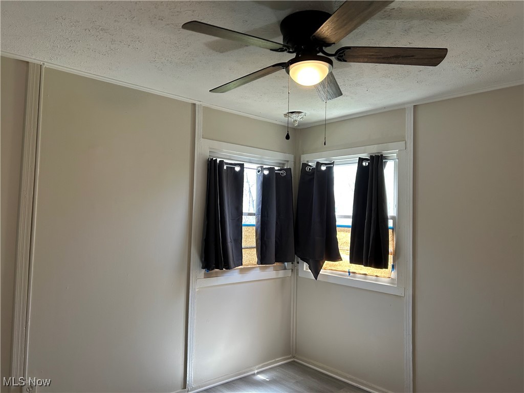 13505 Carrington Avenue, Cleveland, Ohio image 9
