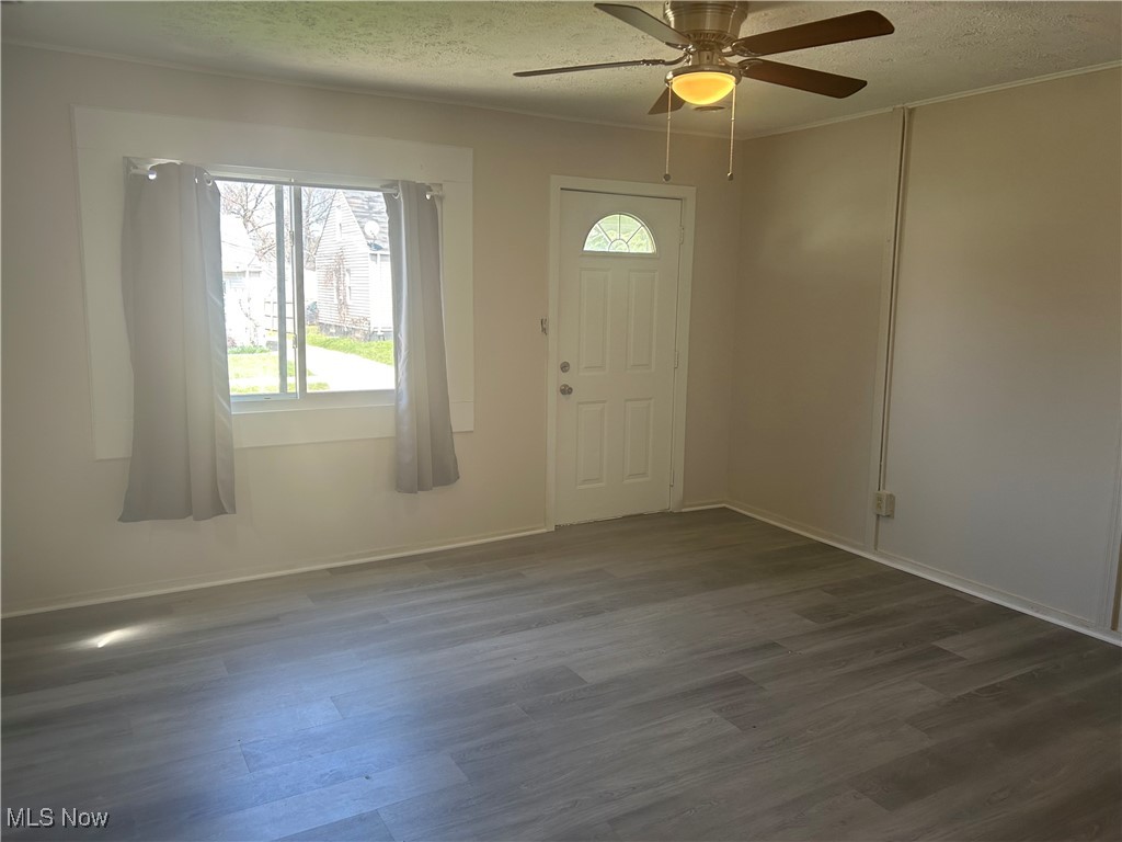 13505 Carrington Avenue, Cleveland, Ohio image 10