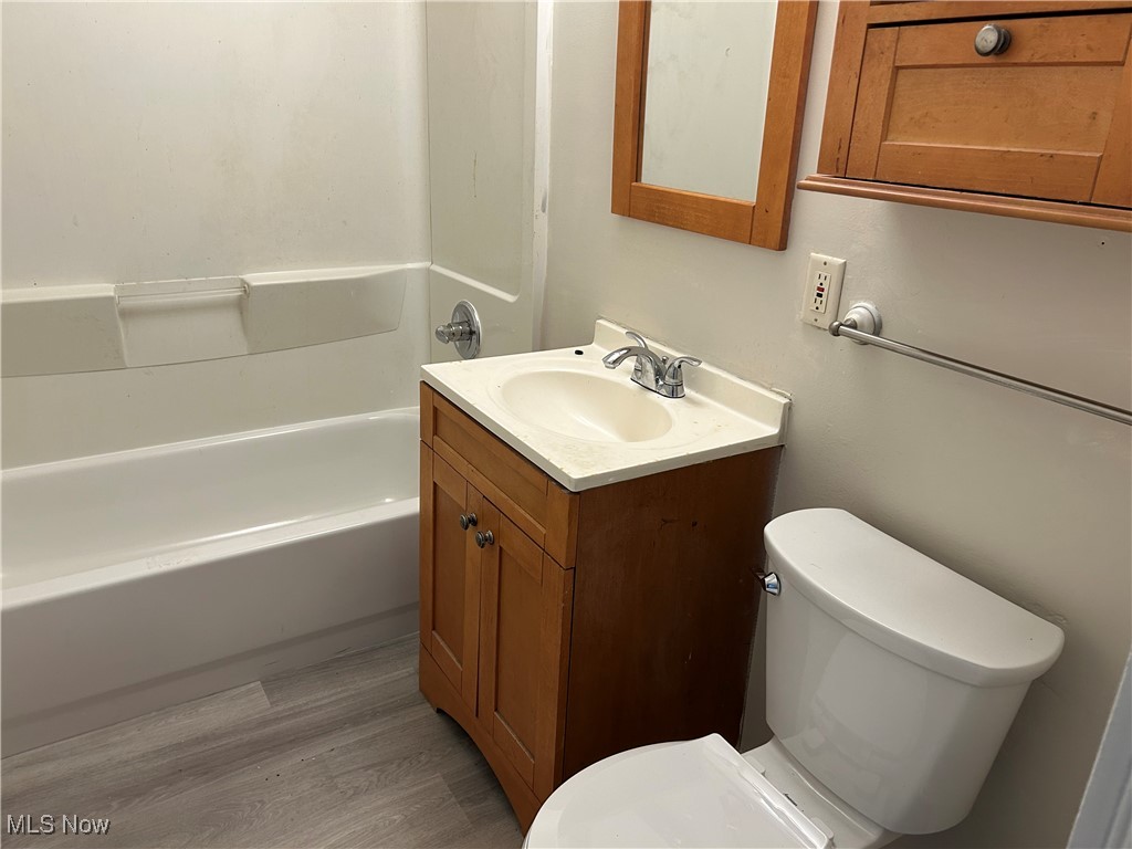 13505 Carrington Avenue, Cleveland, Ohio image 8